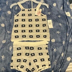 Jessica Simpson Girl’s Crochet Knit Short Set - Black and White